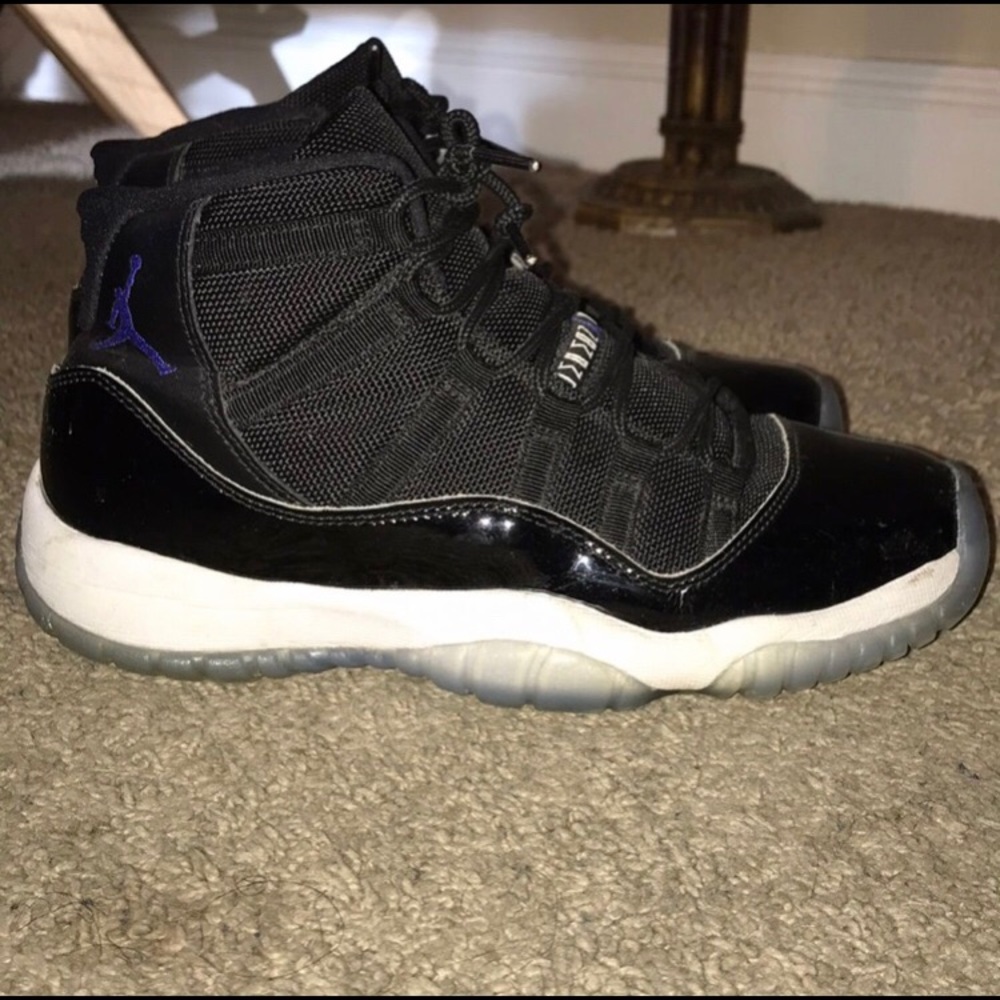 Air Jordan 11 Retro Space Jam (GS) SIZE 4